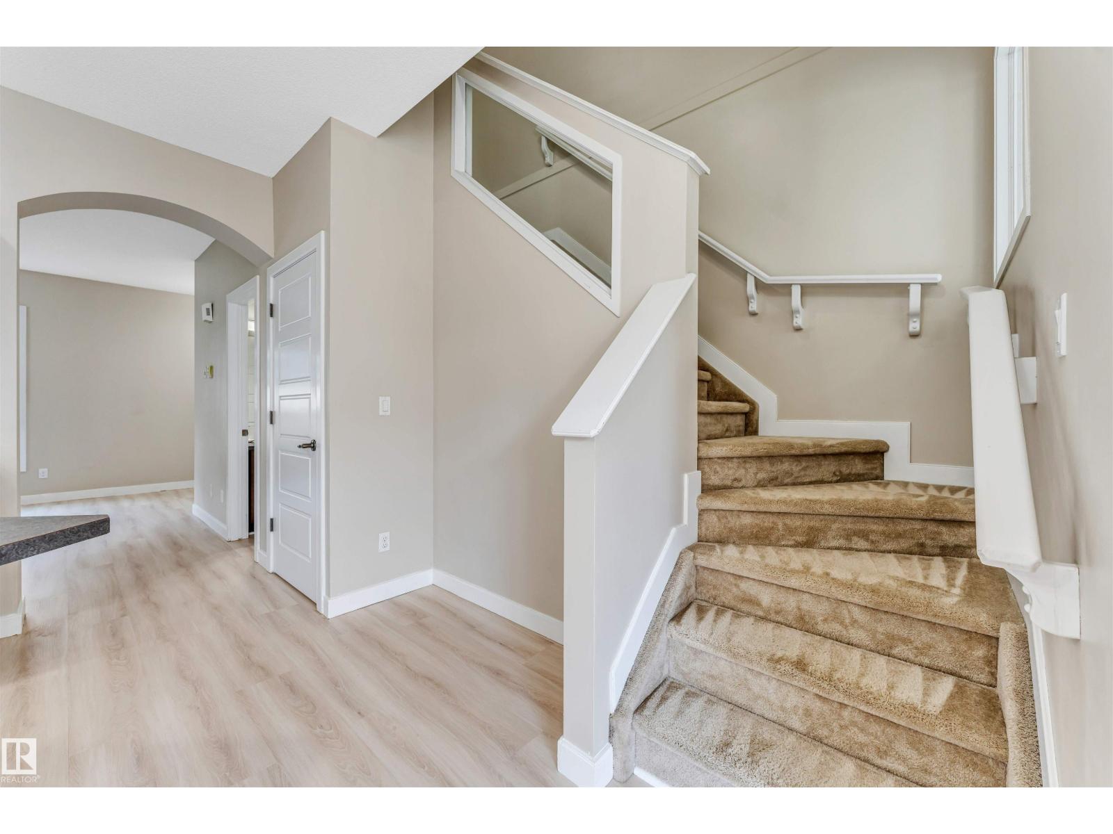#27 13825 155 AV NW - Image 18