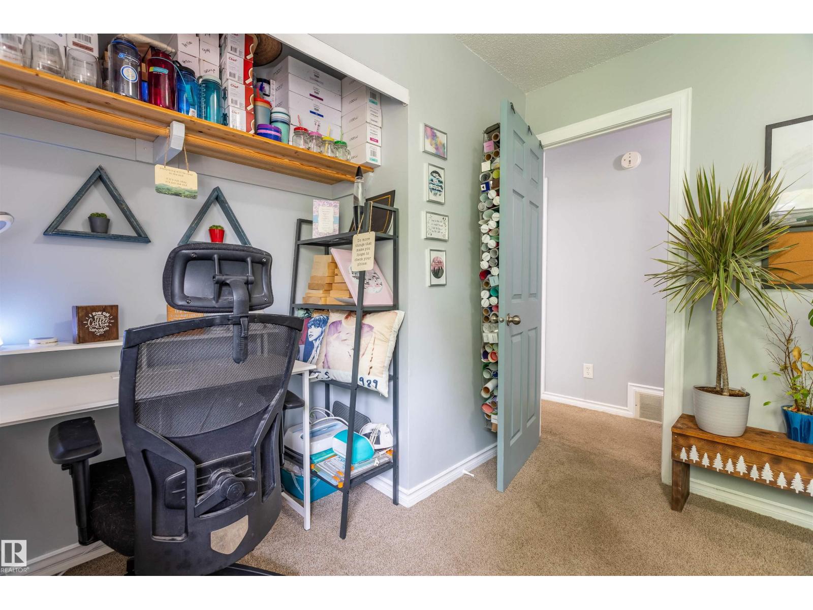 13323 47 ST NW - 23