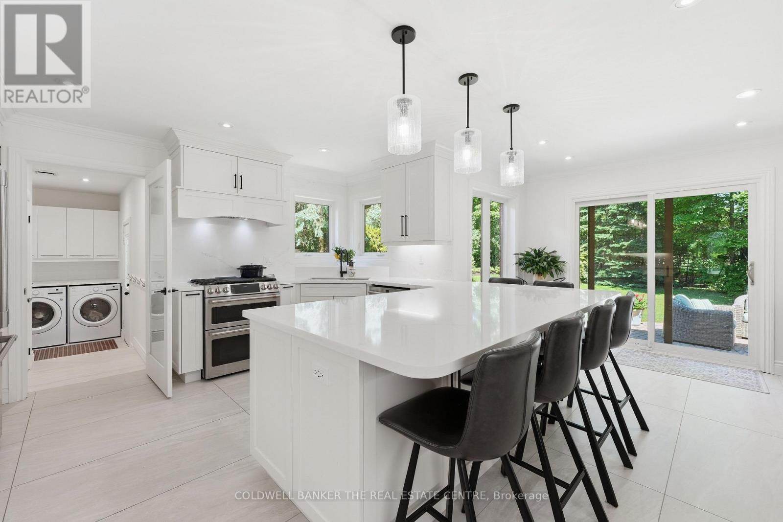 49 FALLING LEAF COURT - 14