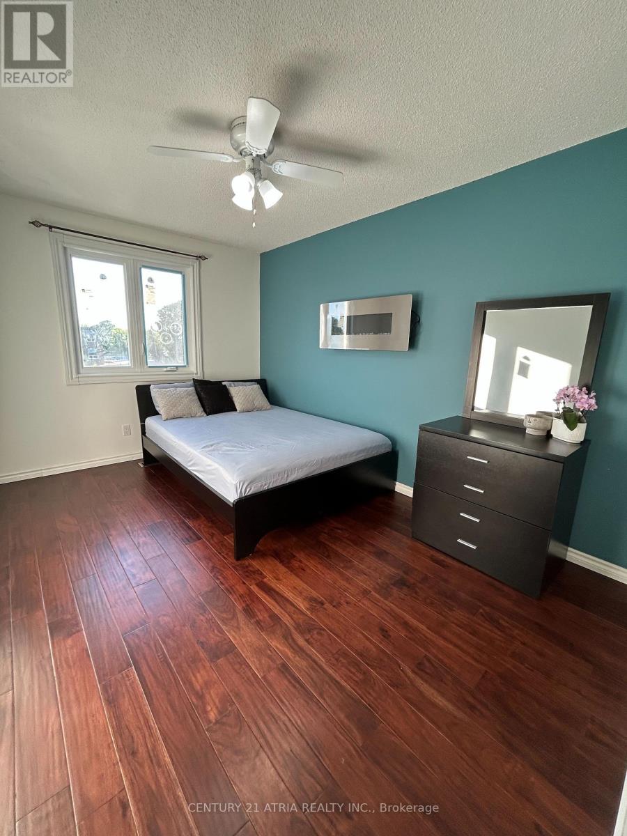 87 AVENUE ROAD - 24