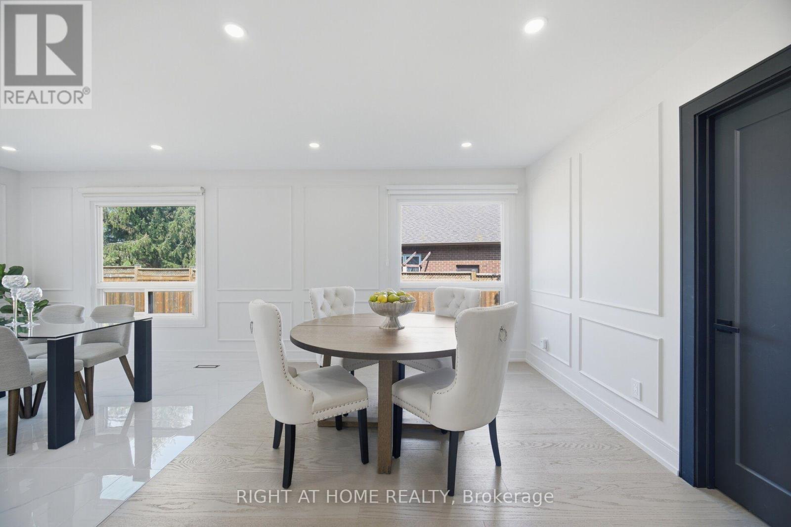 4 SIMMONS CRESCENT - 7