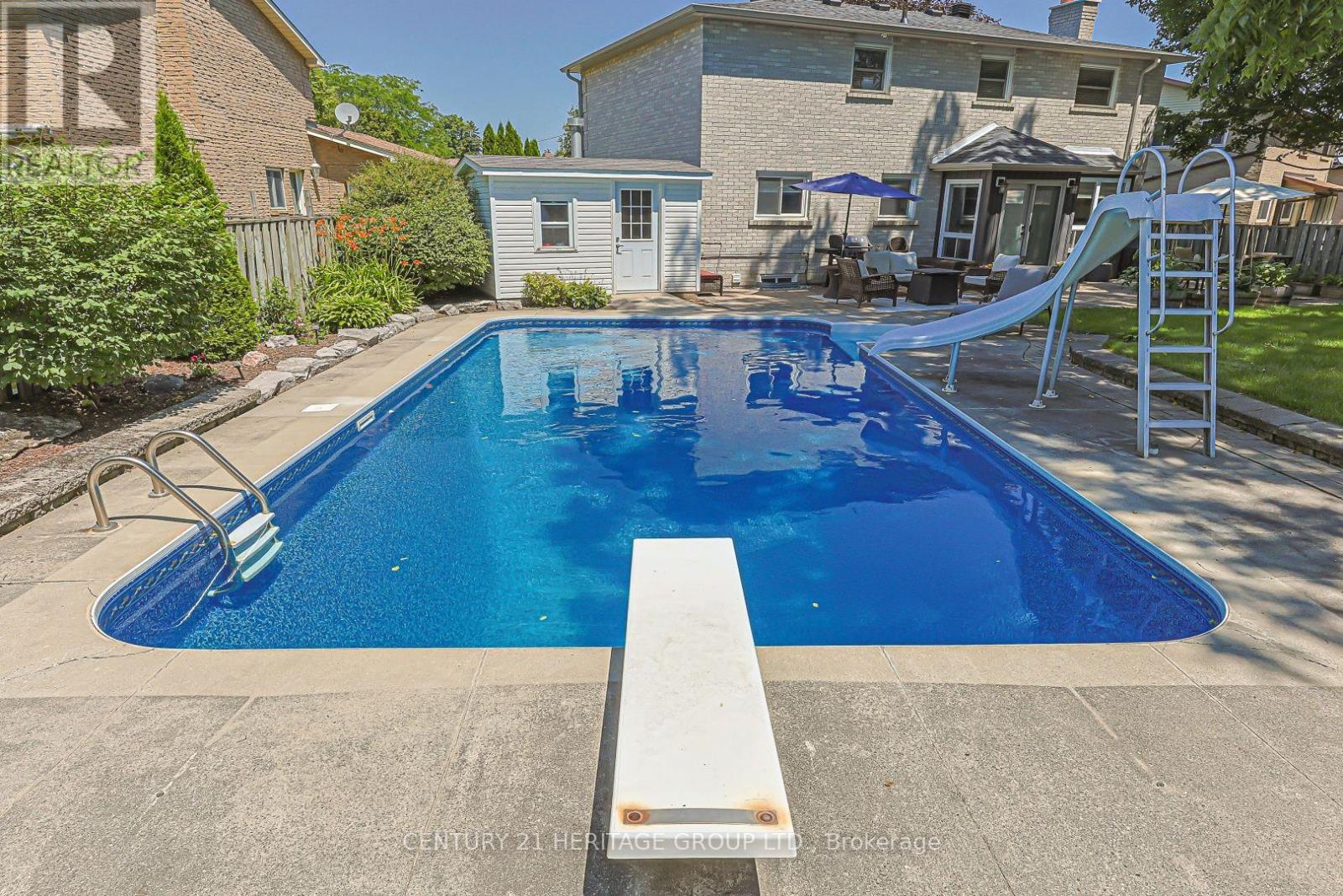 380 SELBY CRESCENT - 37