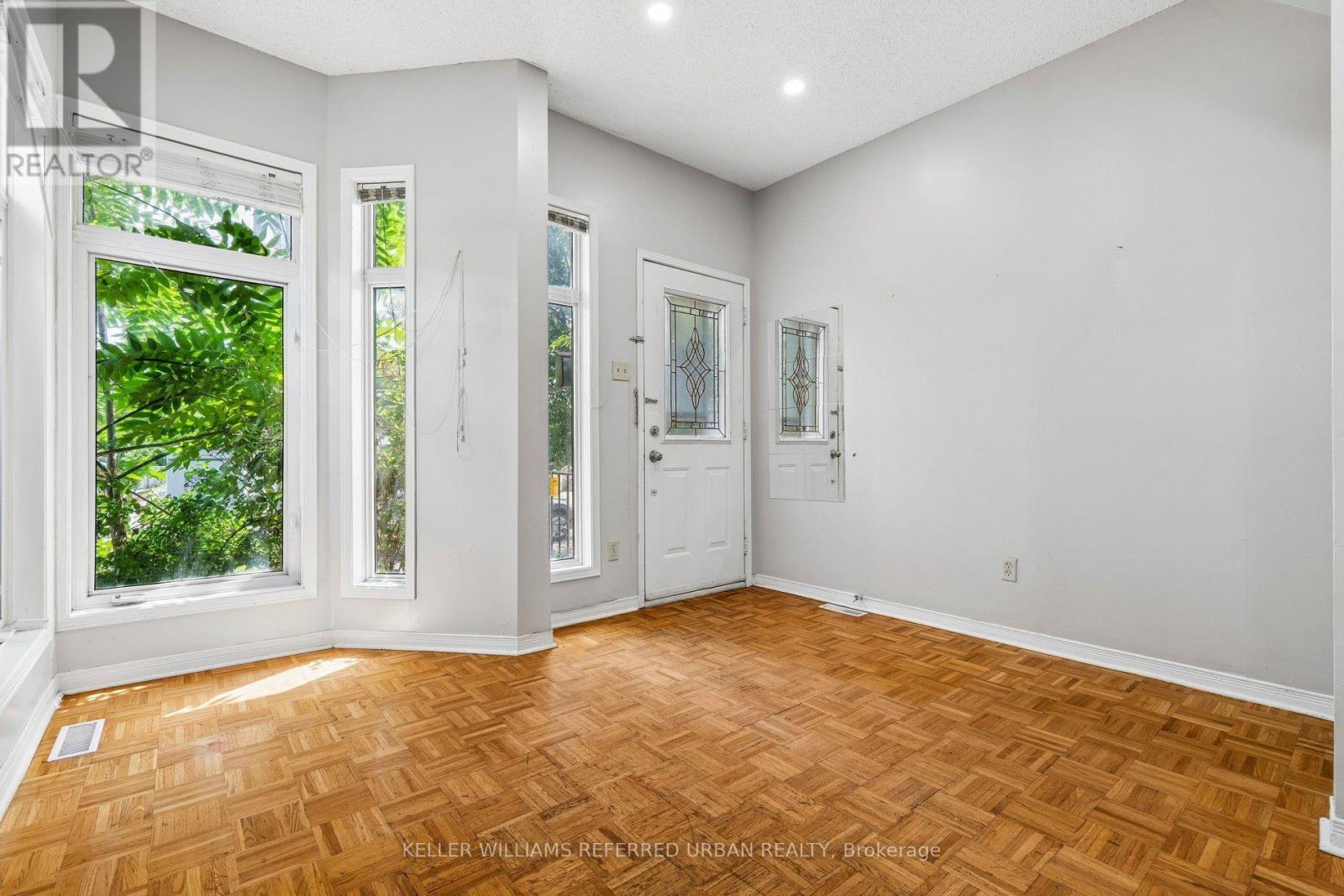 1508 DUPONT STREET - 9