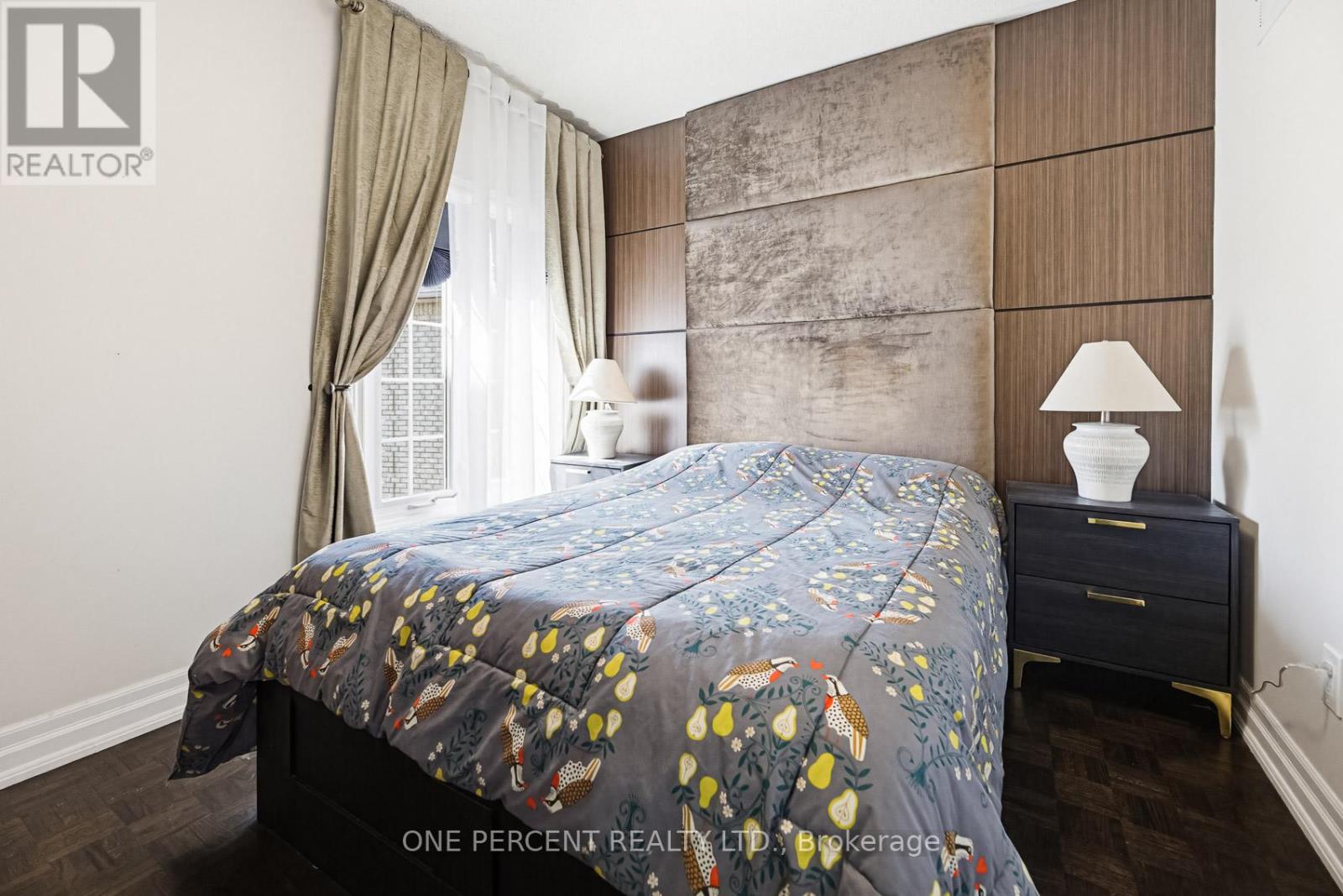 36 COACHWOOD MANOR COURT - 20