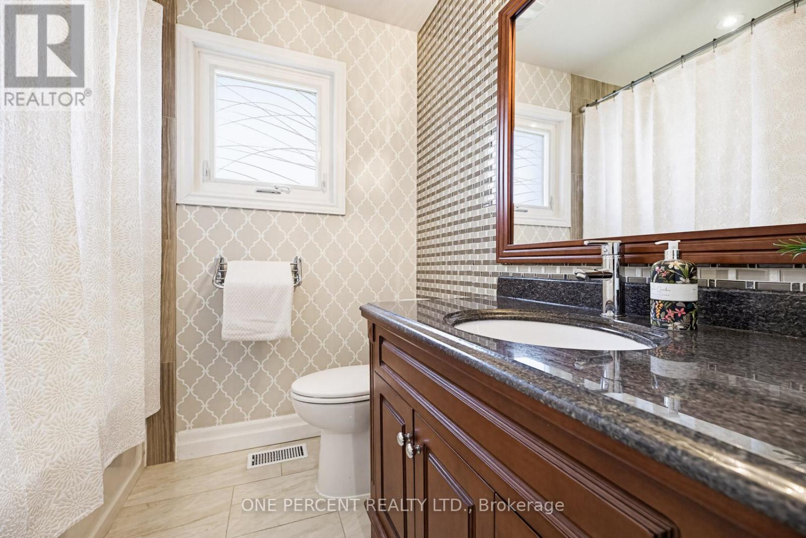36 COACHWOOD MANOR COURT - 22