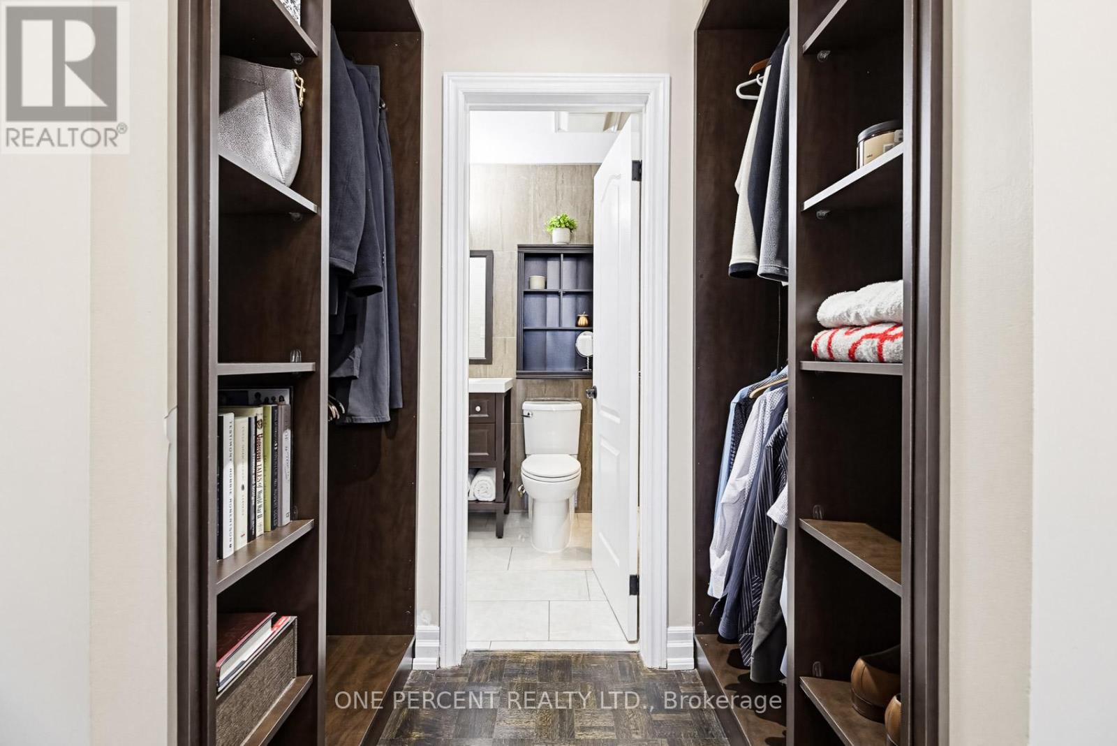 36 COACHWOOD MANOR COURT - 25
