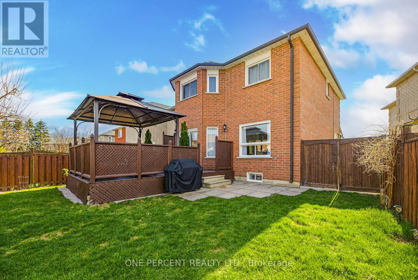 36 COACHWOOD MANOR COURT - 38