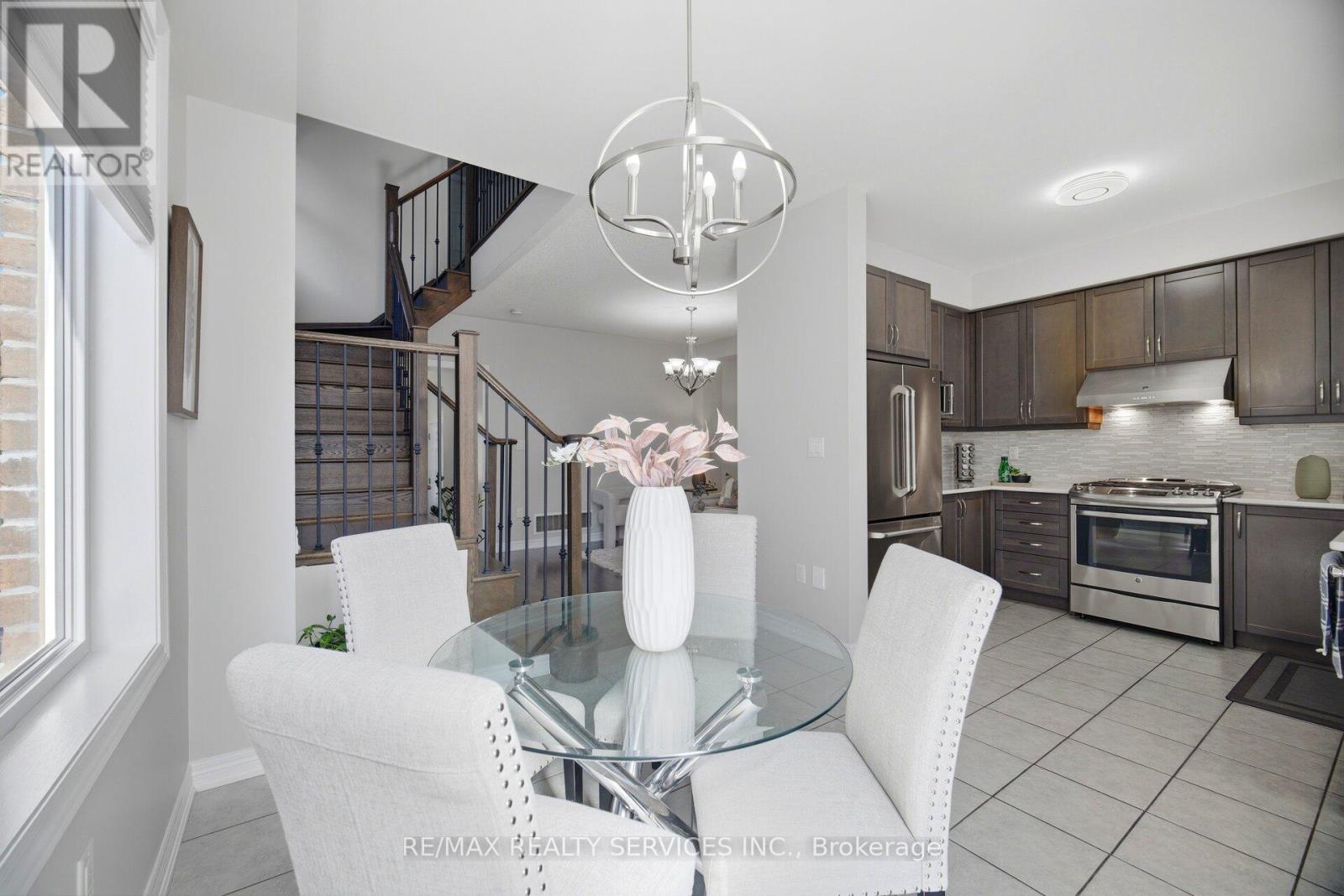 118 TUNDRA ROAD - 6