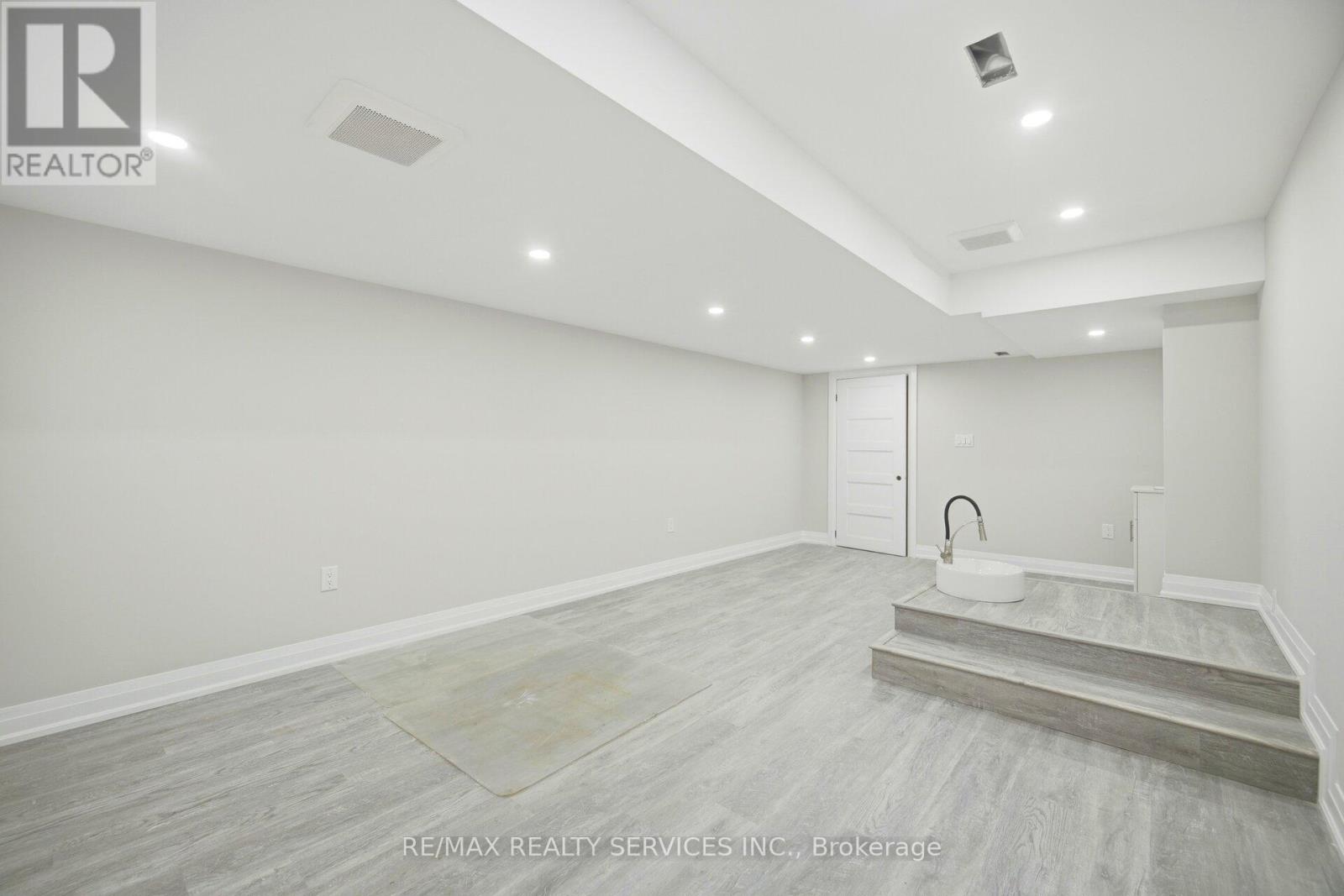 77 DEER RIDGE TRAIL - 46