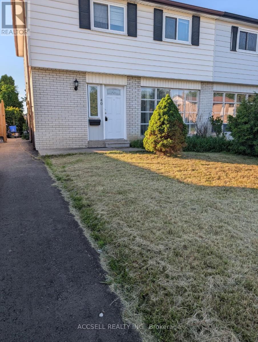 40 FLAMINGO CRESCENT - 1