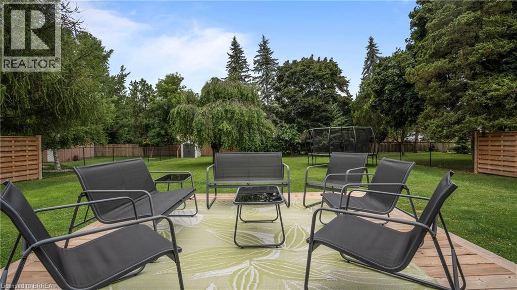 25 SENECA Crescent - 31