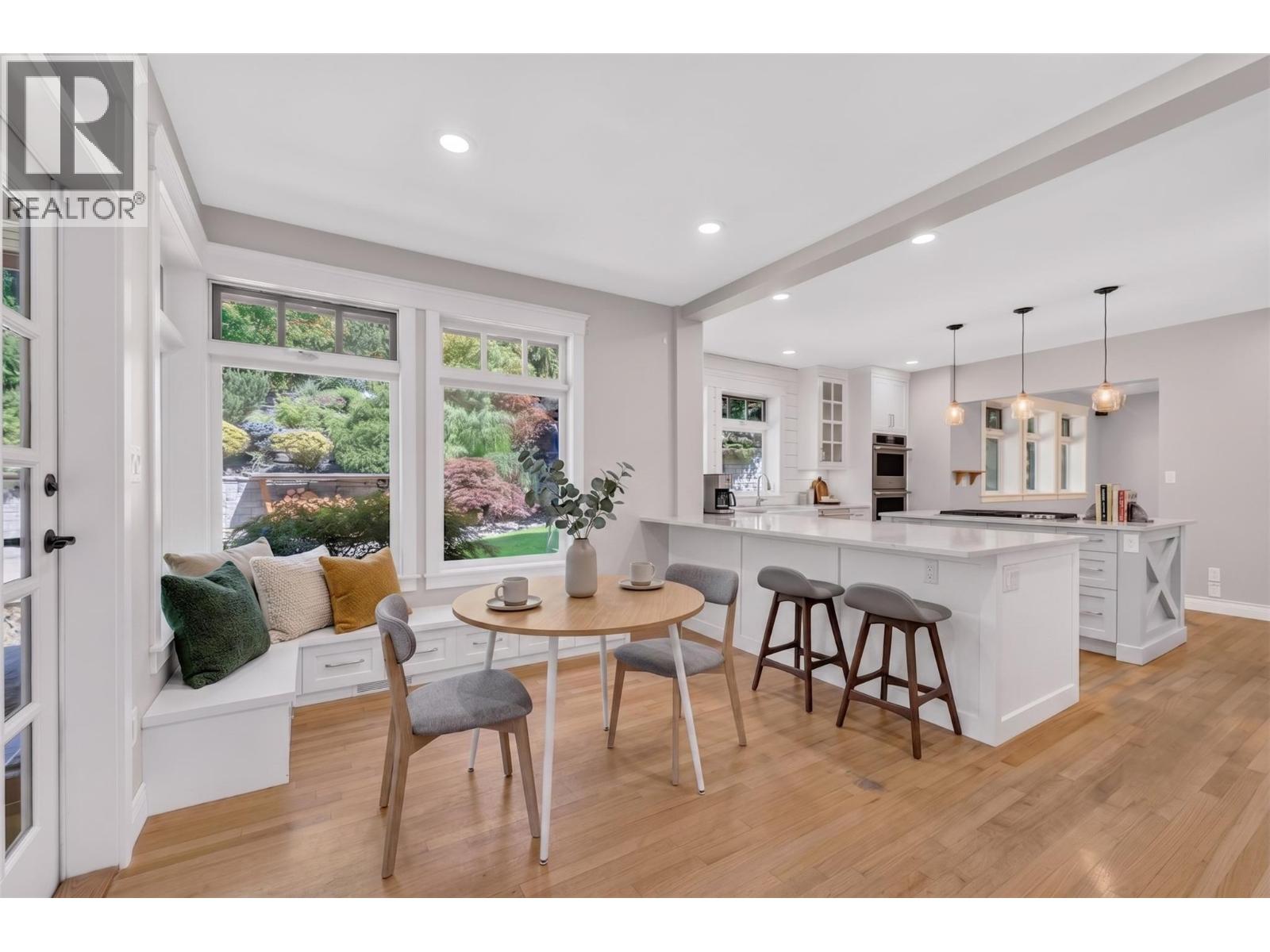 4940 16 Street NE - 21