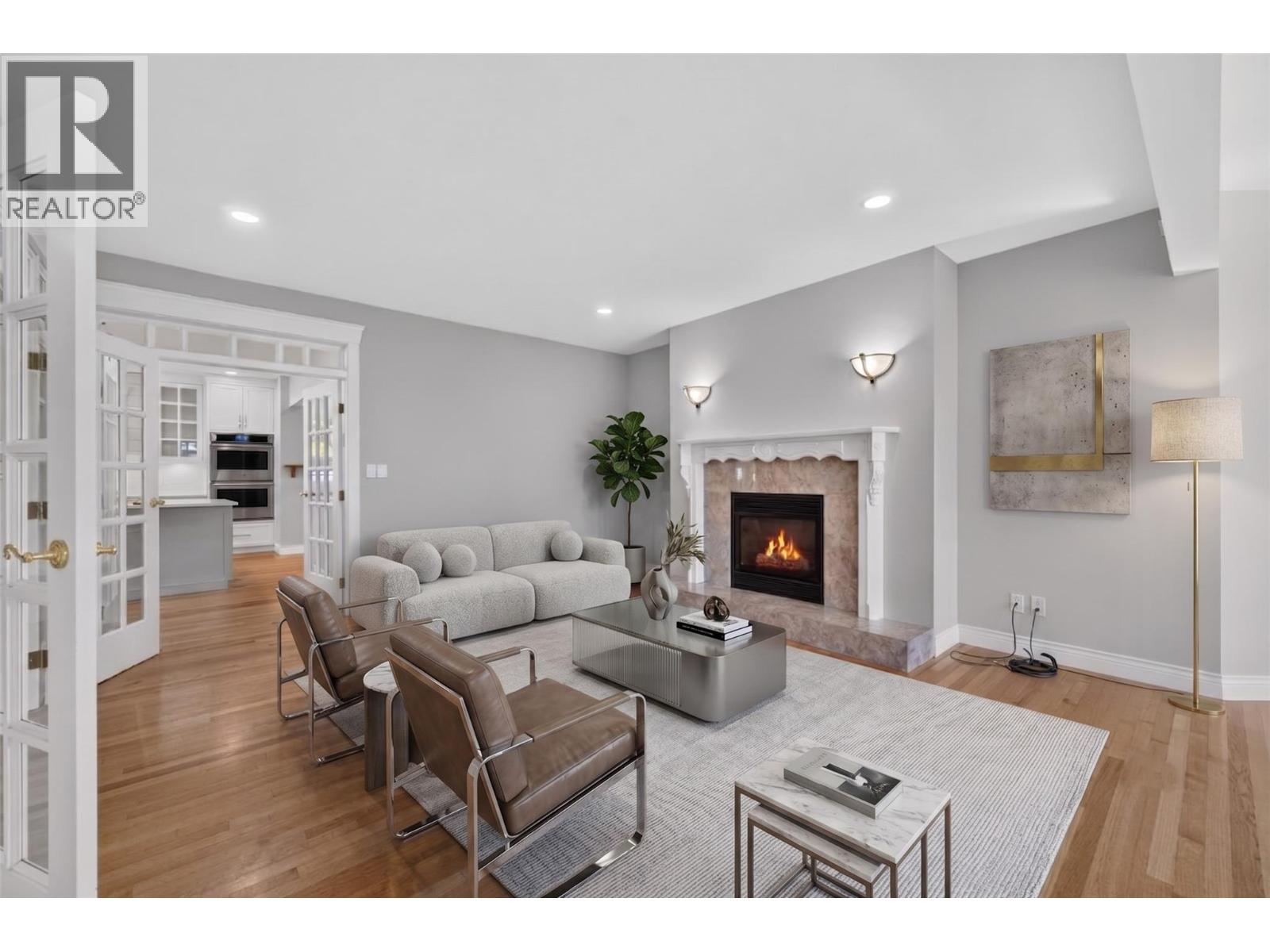 4940 16 Street NE - 26