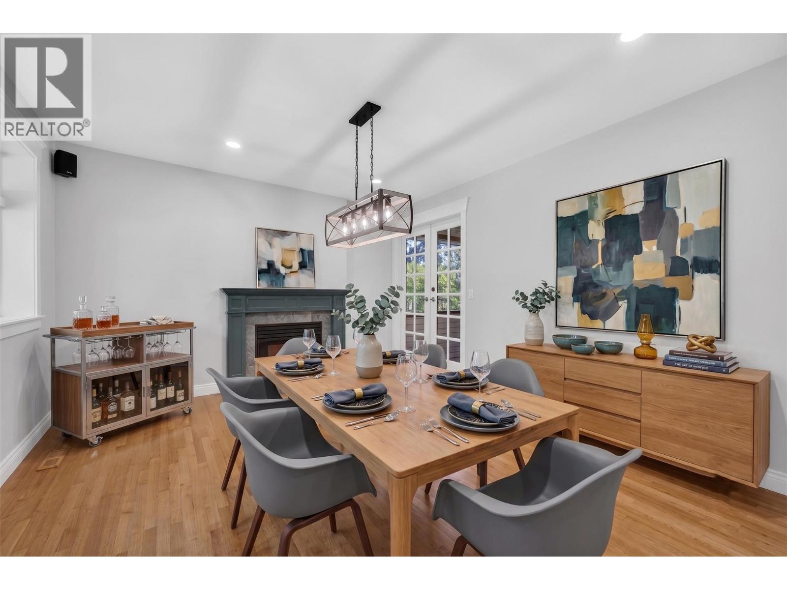 4940 16 Street NE - 35