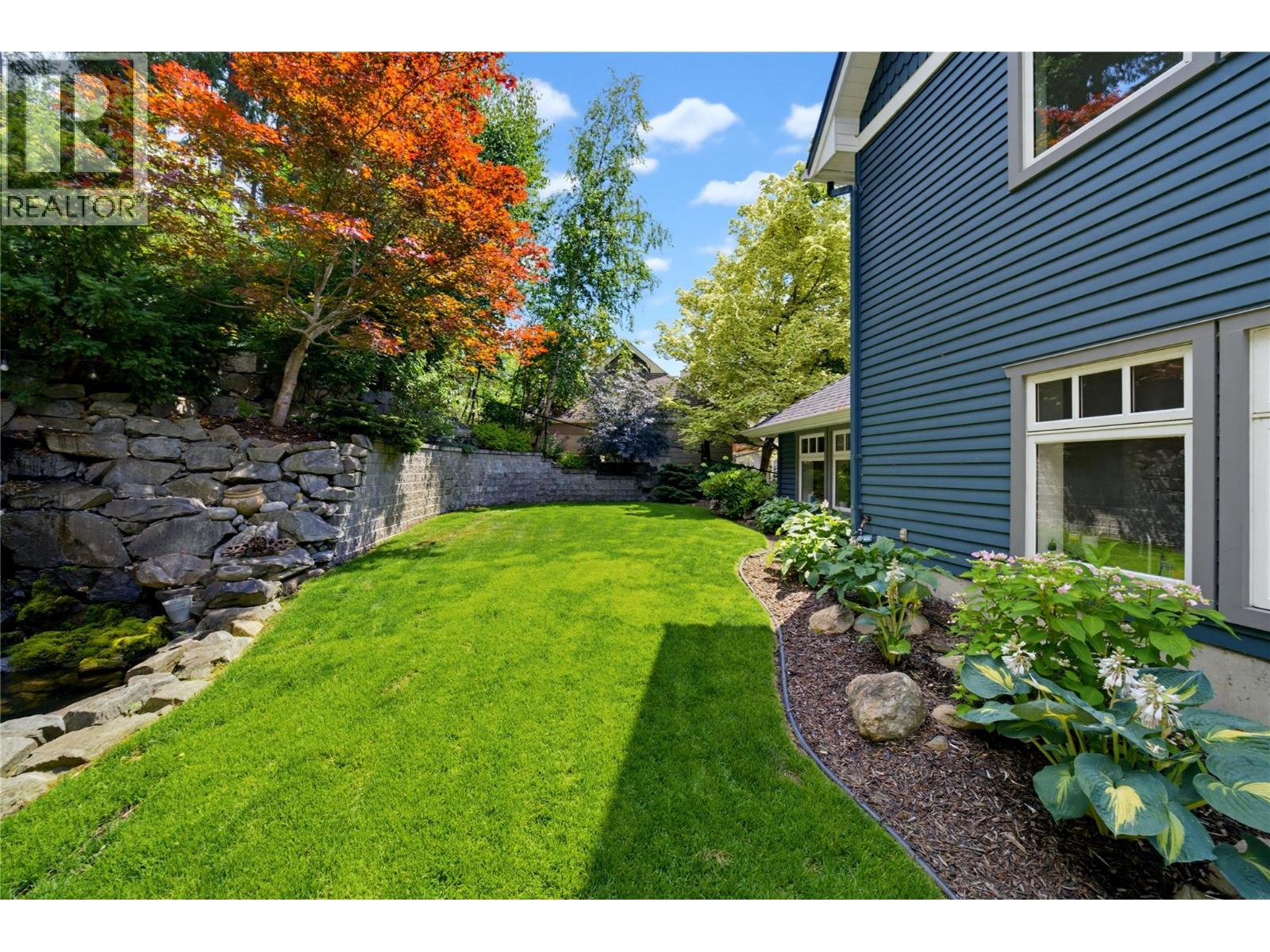 4940 16 Street NE - 75