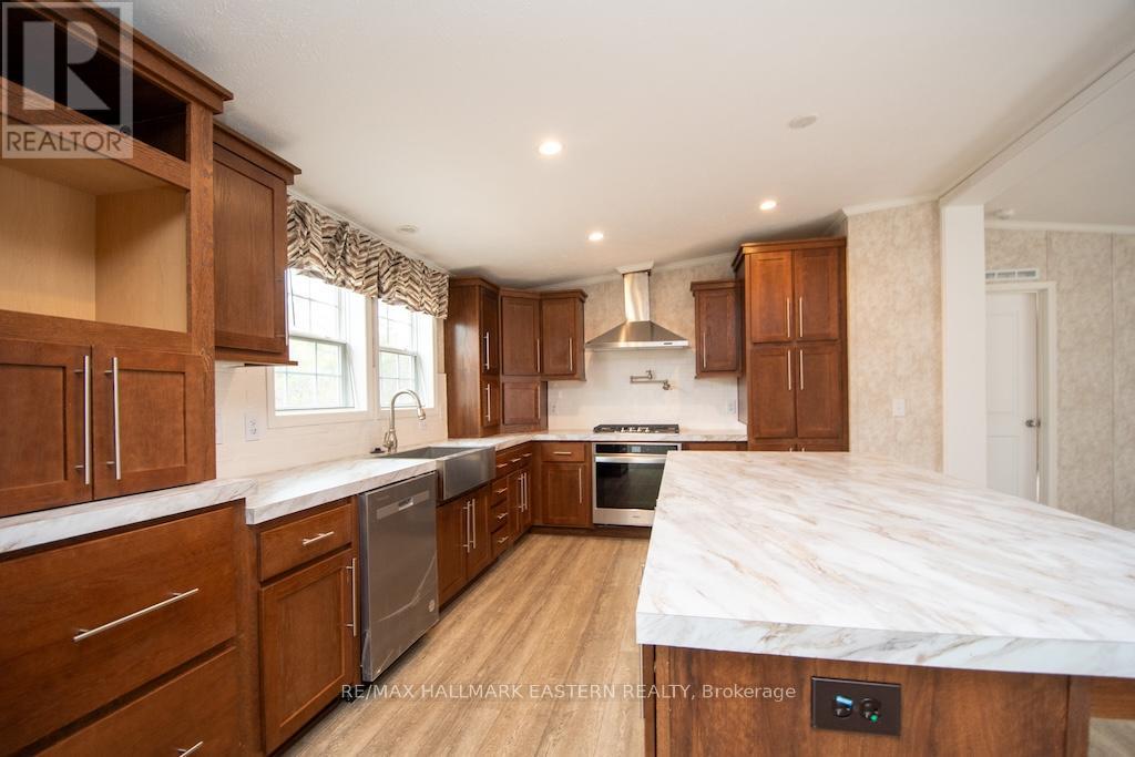 1862 LAKEHURST ROAD - 10
