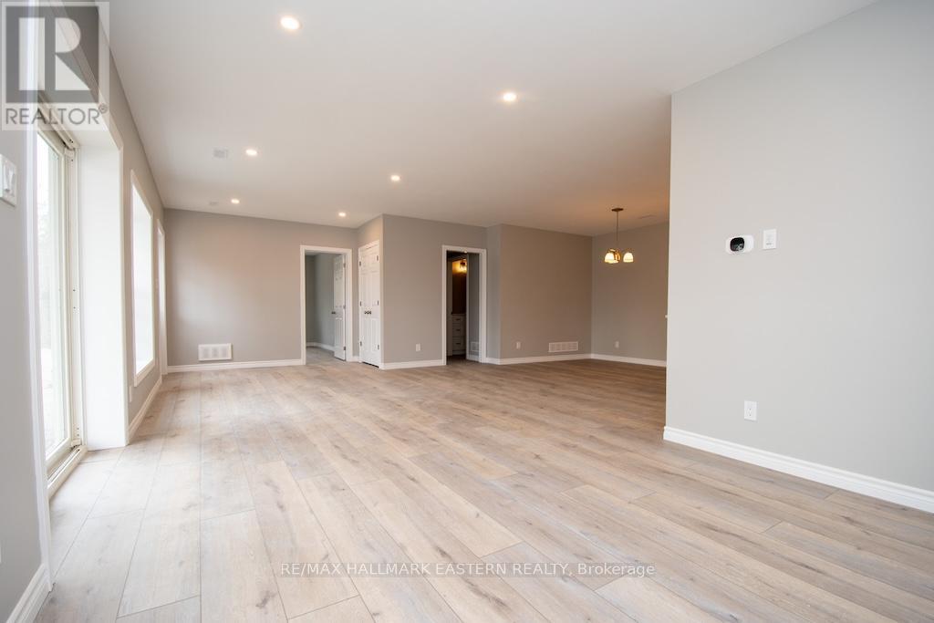 1862 LAKEHURST ROAD - 24