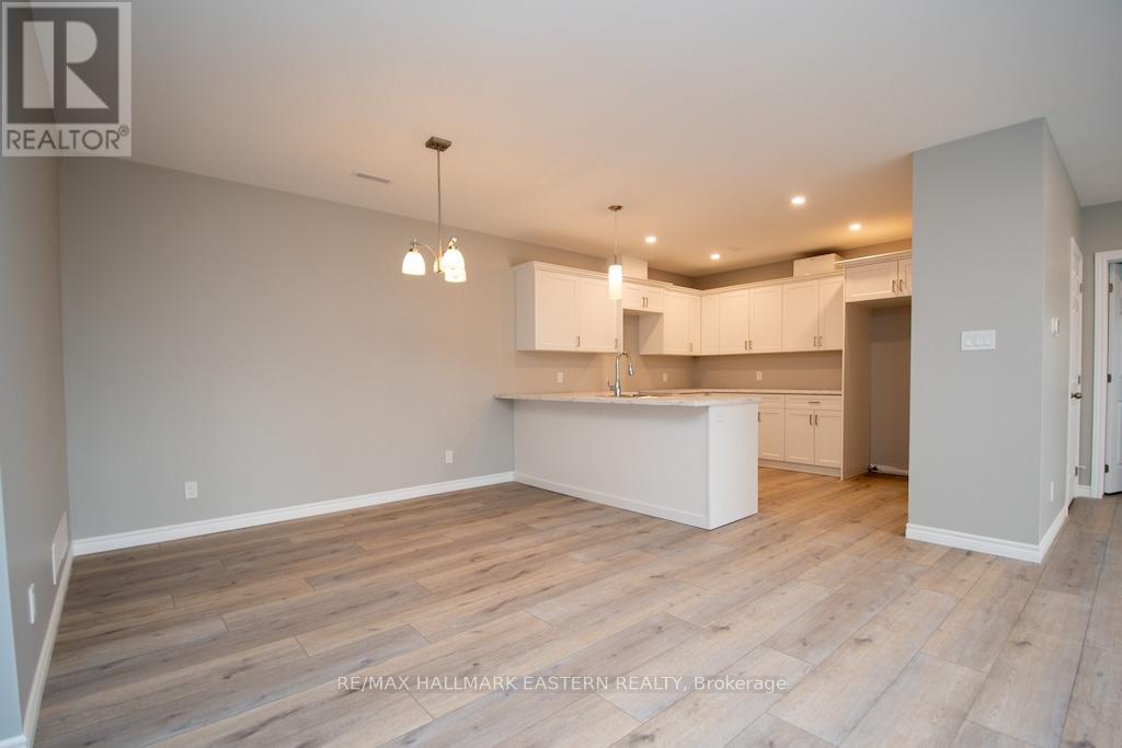 1862 LAKEHURST ROAD - 27