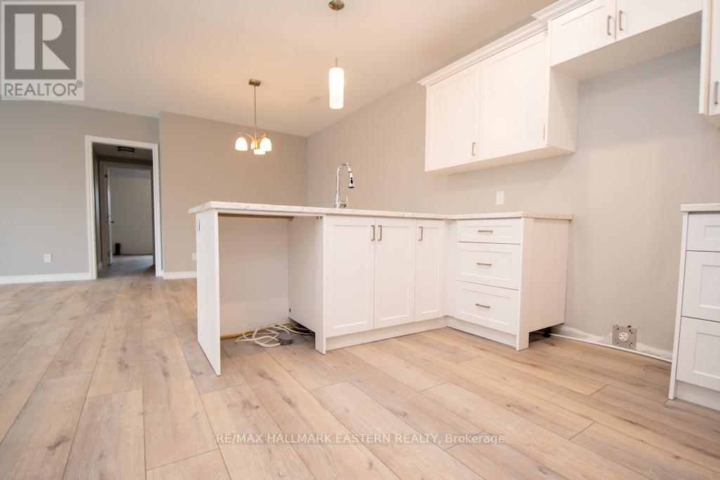 1862 LAKEHURST ROAD - 30