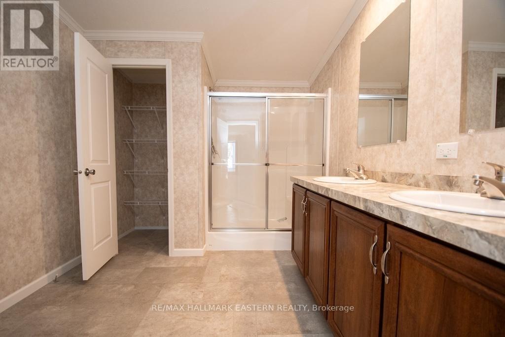 1862 LAKEHURST ROAD - 34