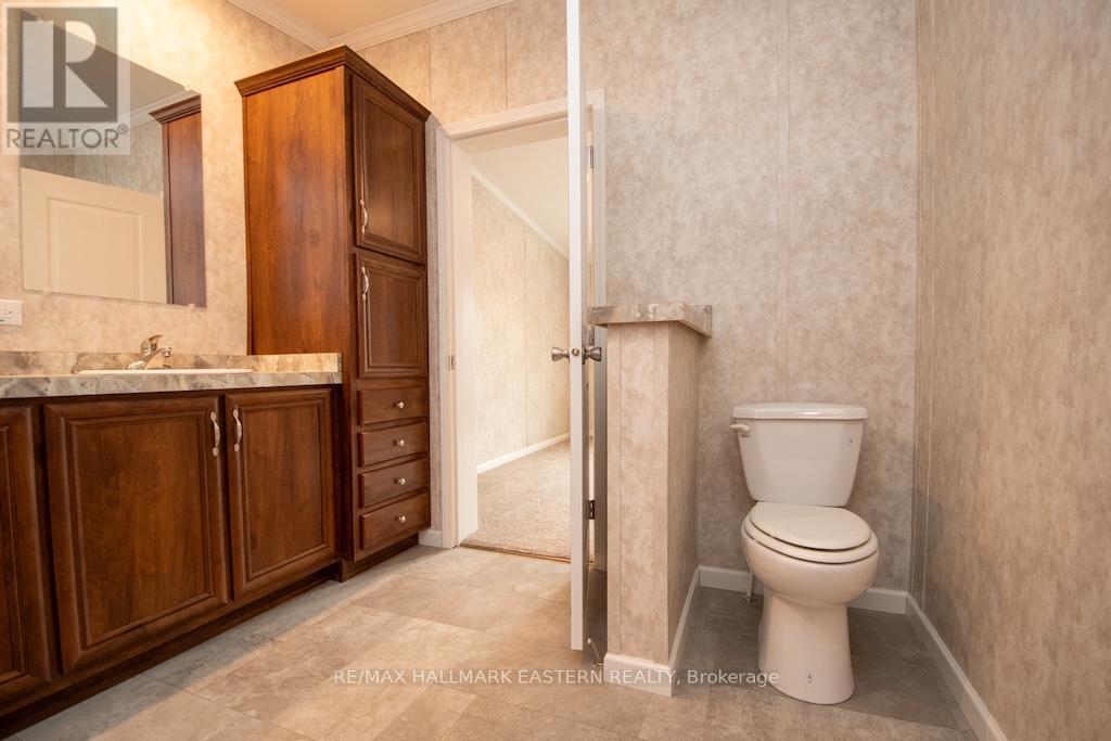 1862 LAKEHURST ROAD - 37