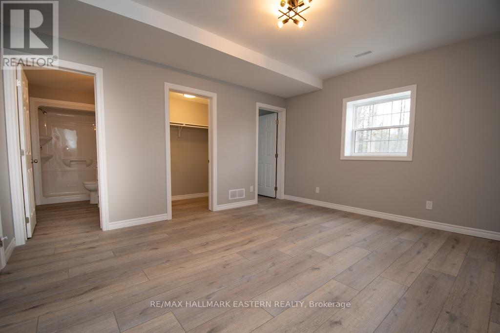 1862 LAKEHURST ROAD - 42