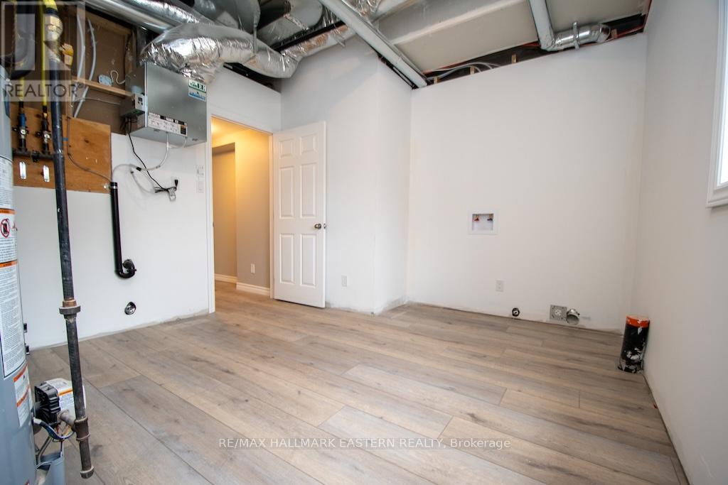 1862 LAKEHURST ROAD - 48
