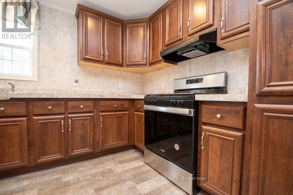 1864 LAKEHURST ROAD - 20