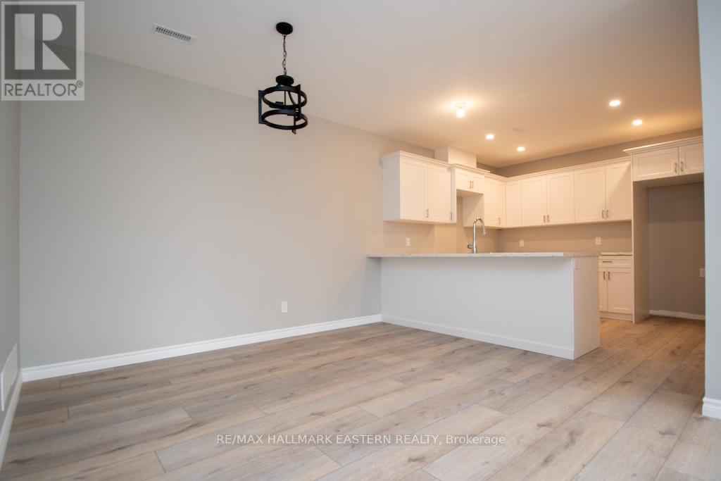 1864 LAKEHURST ROAD - 28