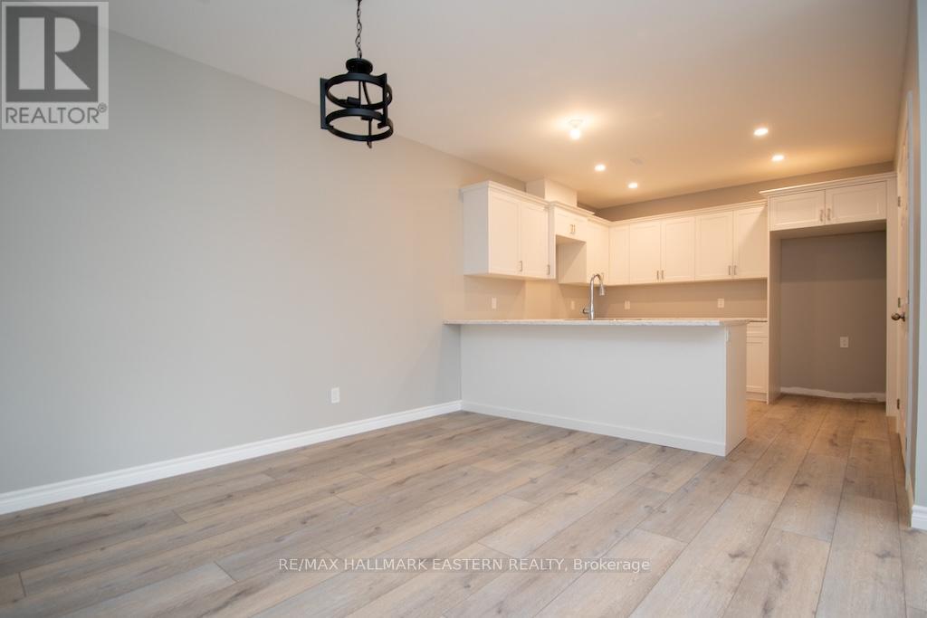 1864 LAKEHURST ROAD - 30