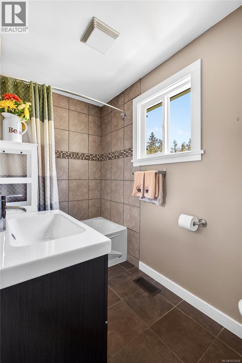 215 Maliview Dr - 17