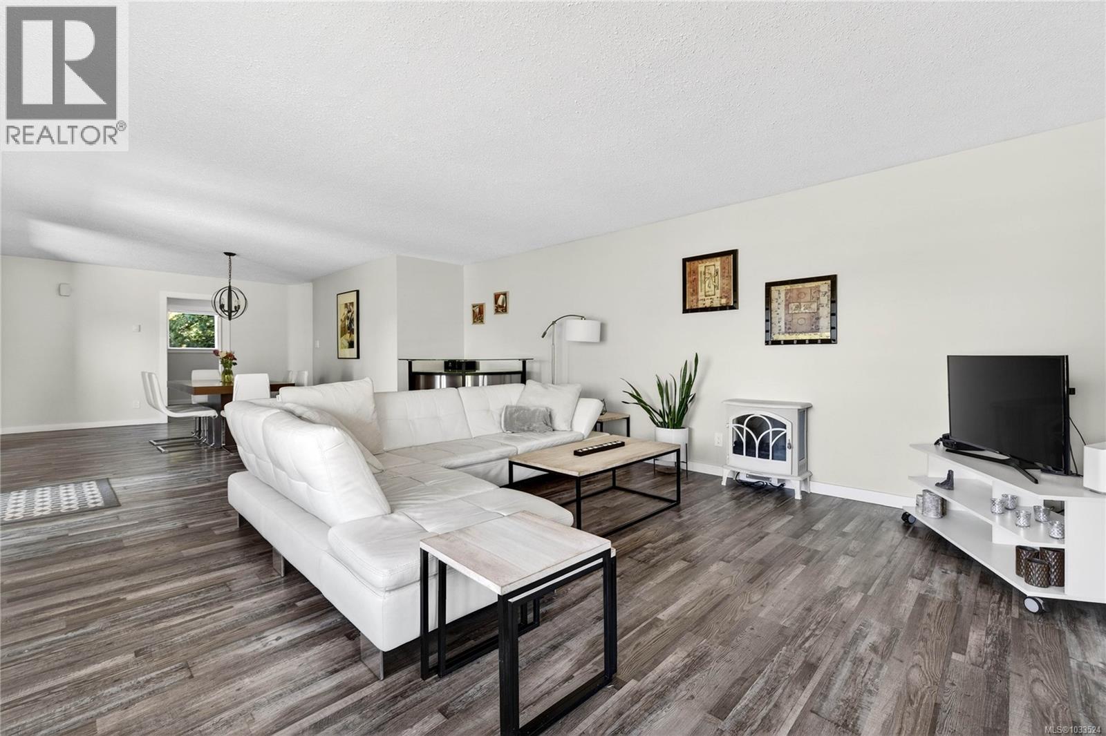 215 Maliview Dr - Image 5