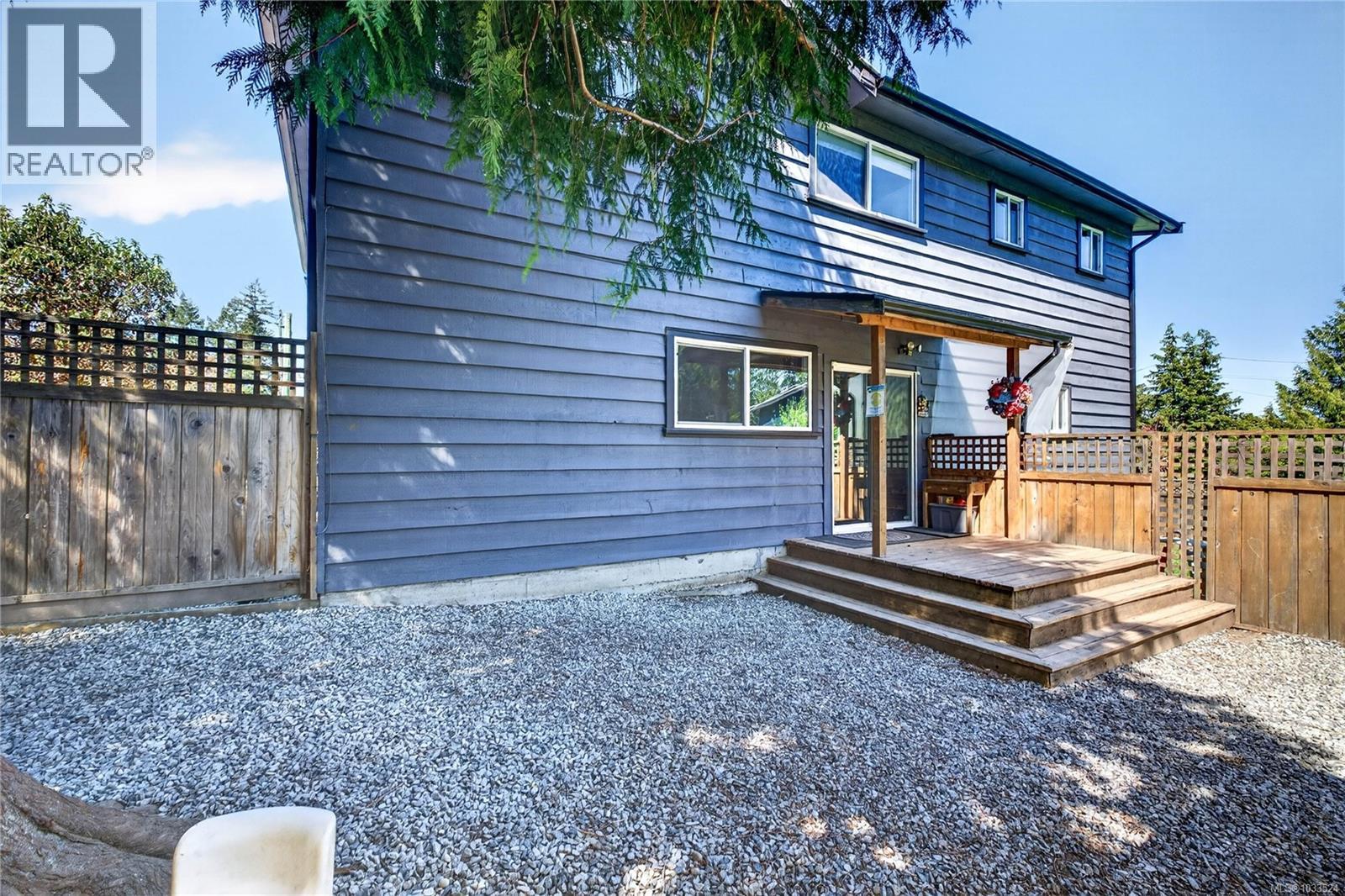 215 Maliview Dr - Image 39