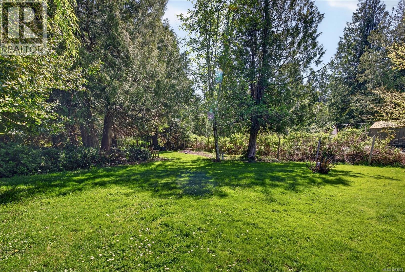 215 Maliview Dr - 36