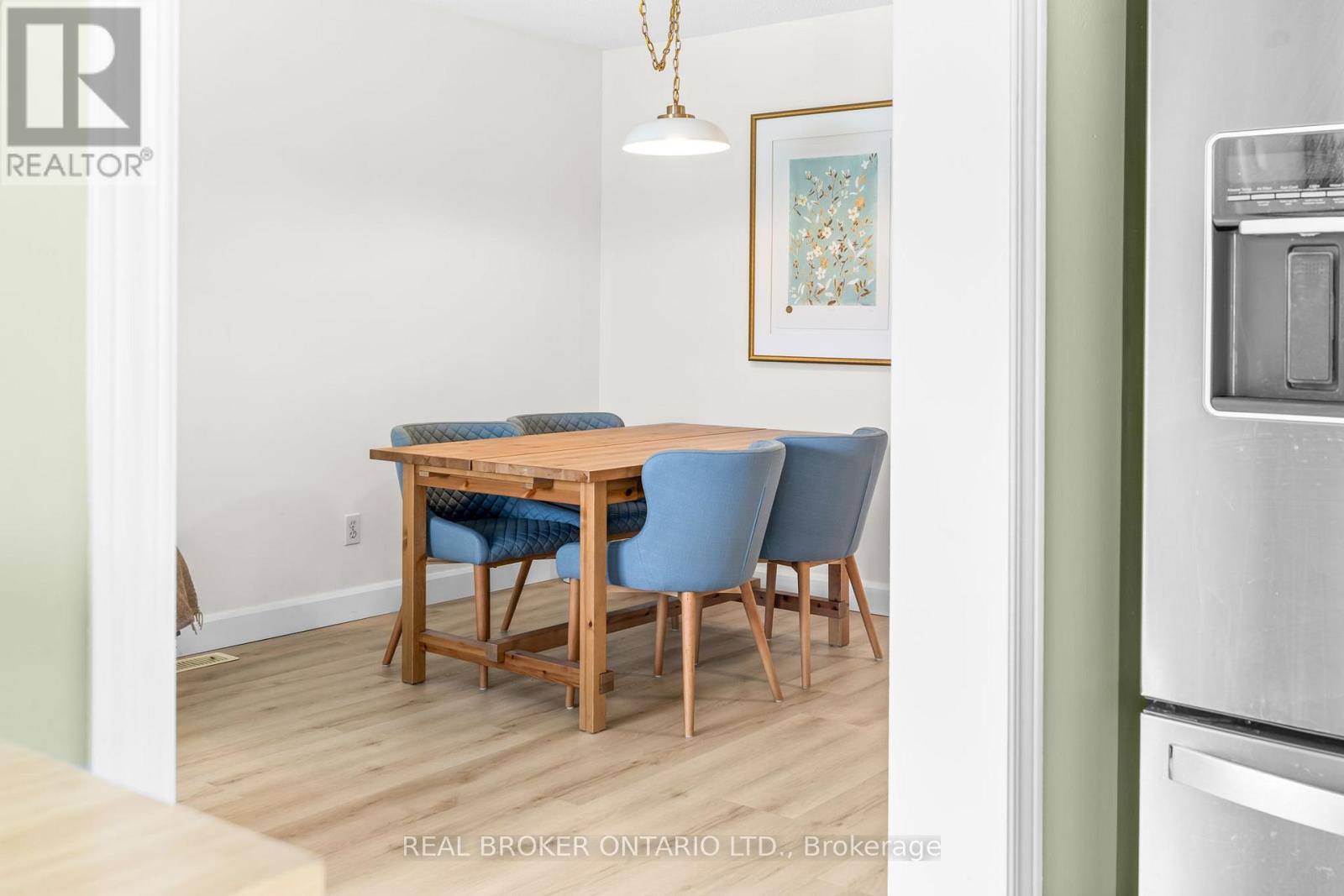 223 JAMIESON STREET - Image 18