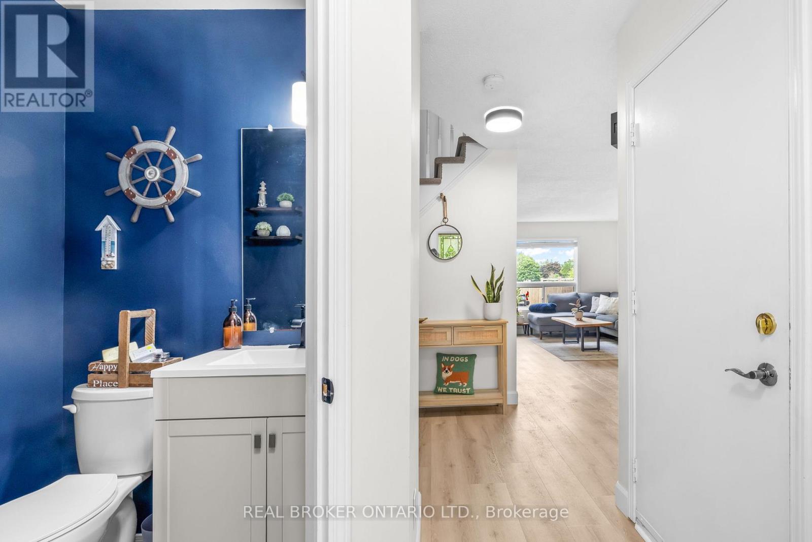223 JAMIESON STREET - Image 6