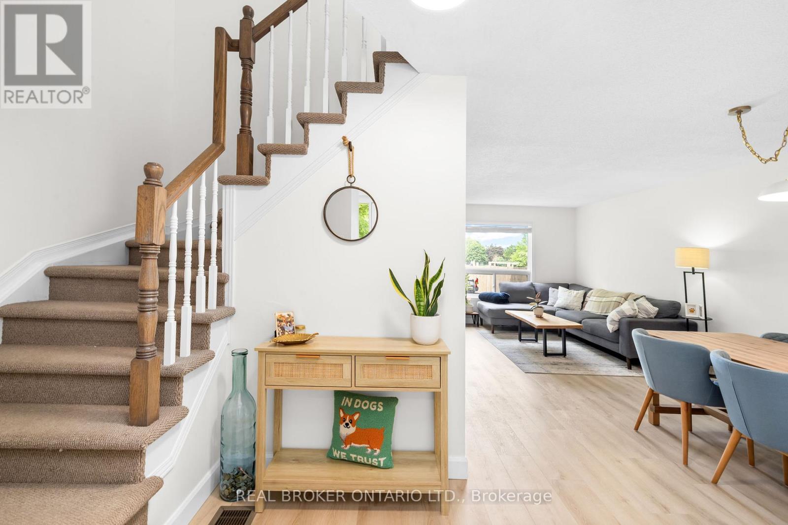 223 JAMIESON STREET - Image 7