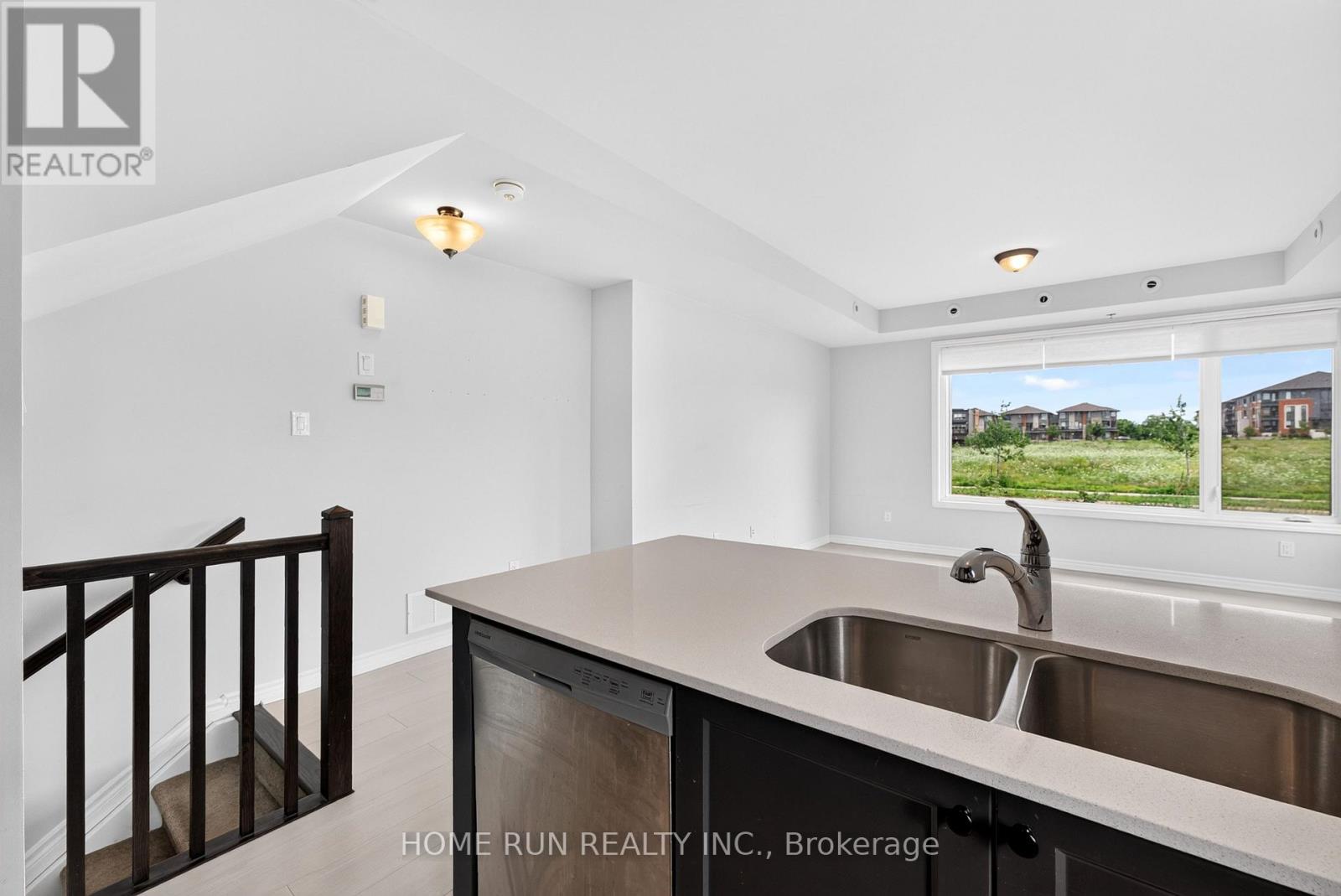 #219 844 MIKINAK ROAD - 12