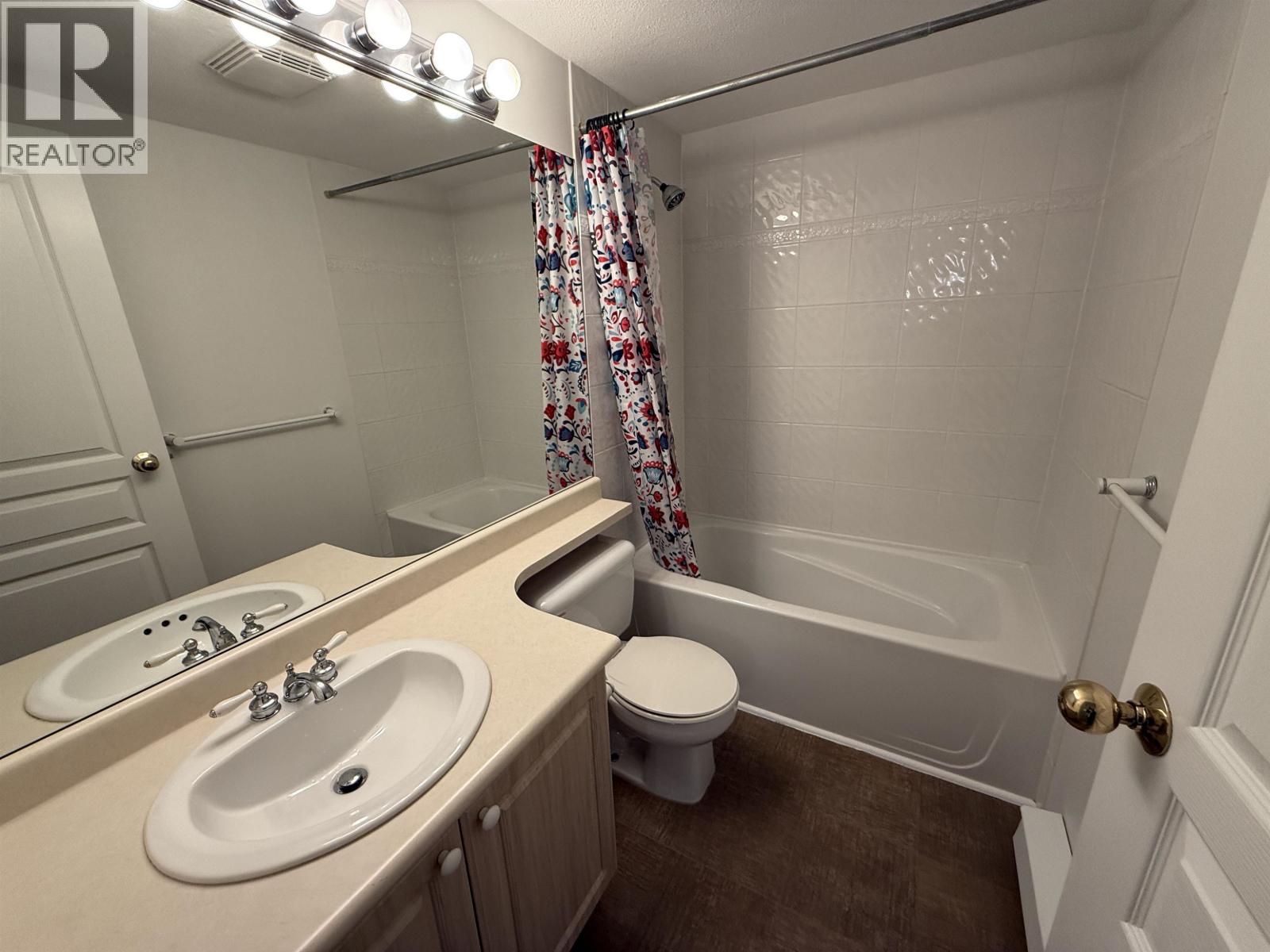 3 Bed, 3 Bath House for Rent in Vancouver – 57 3436 TERRA VITA PLACE, Vancouver – MLS# R3149919 - Image 19