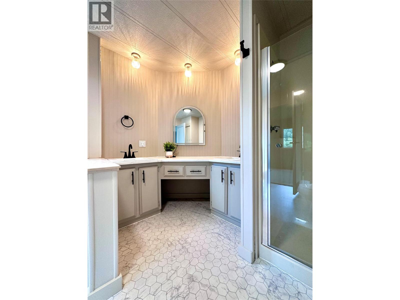 901 Eighth Street - 12
