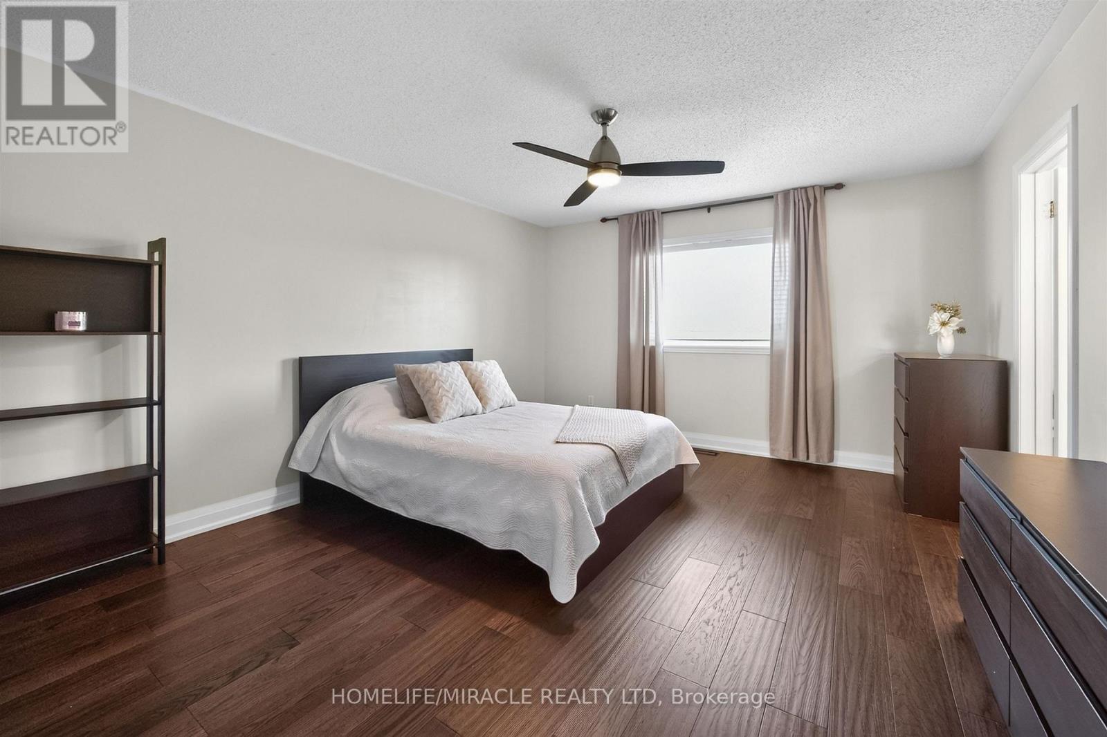 93 SCEPTER PLACE - 23