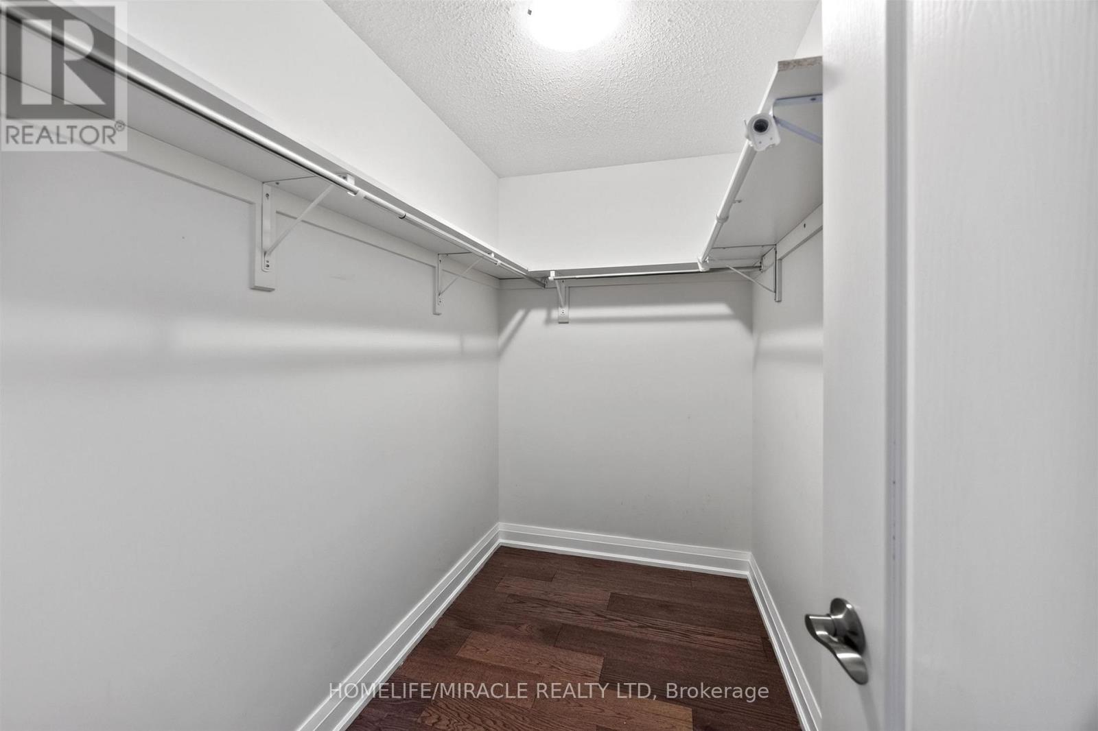 93 SCEPTER PLACE - Image 28