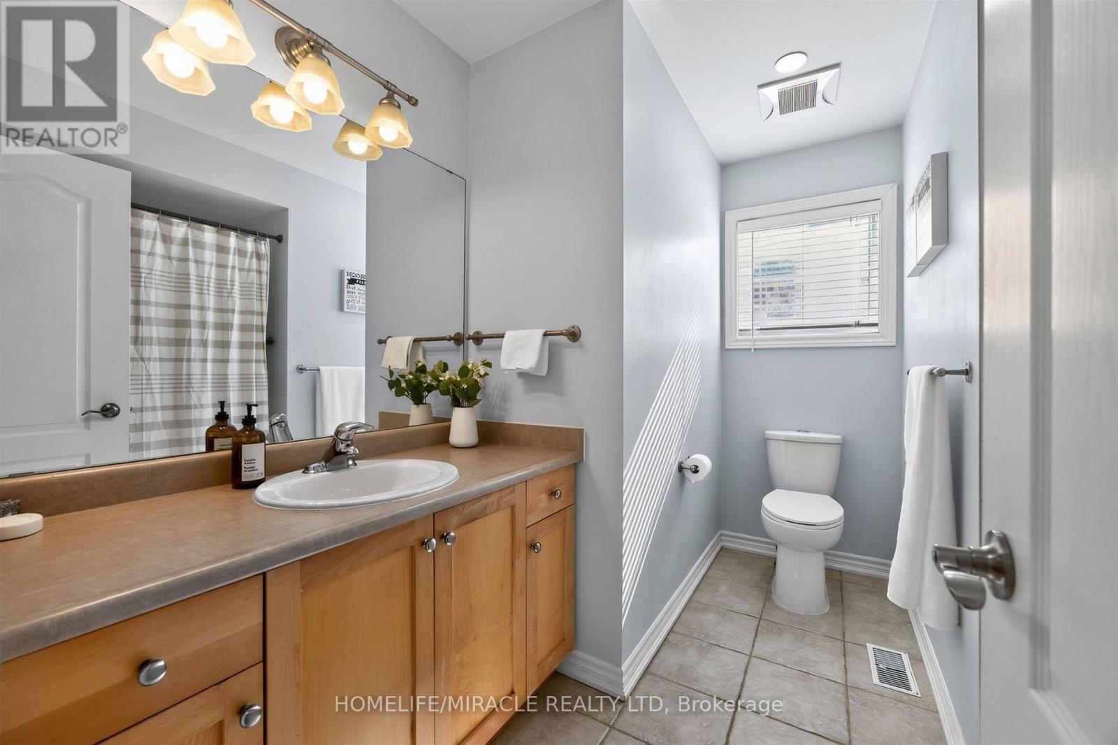 93 SCEPTER PLACE - Image 34