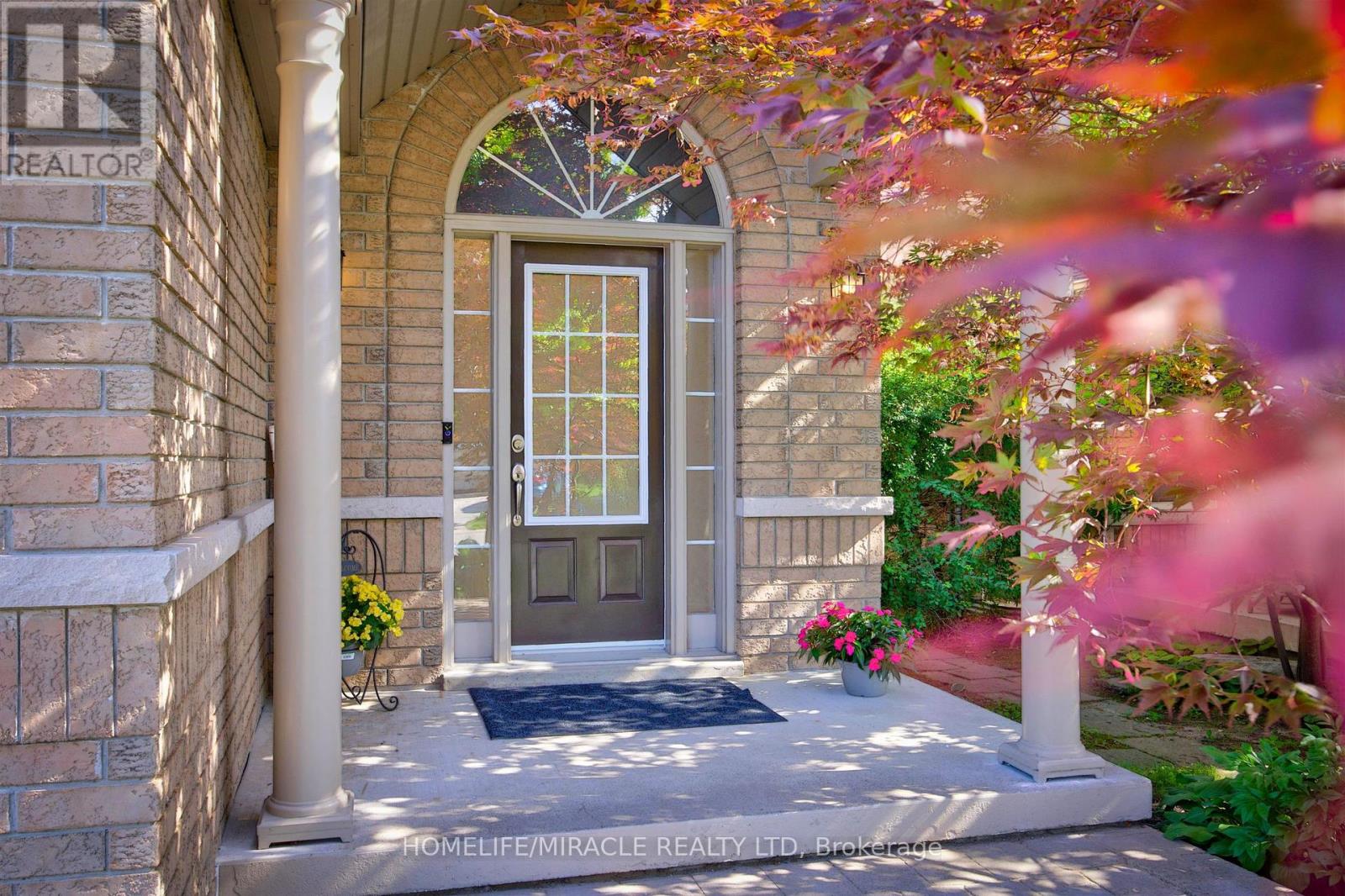 93 SCEPTER PLACE - 4
