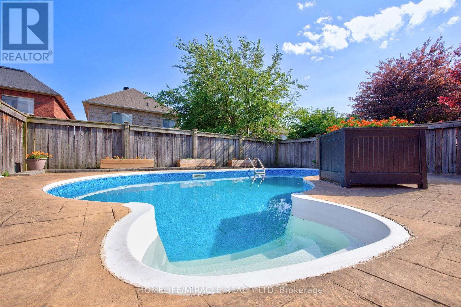 93 SCEPTER PLACE - Image 41