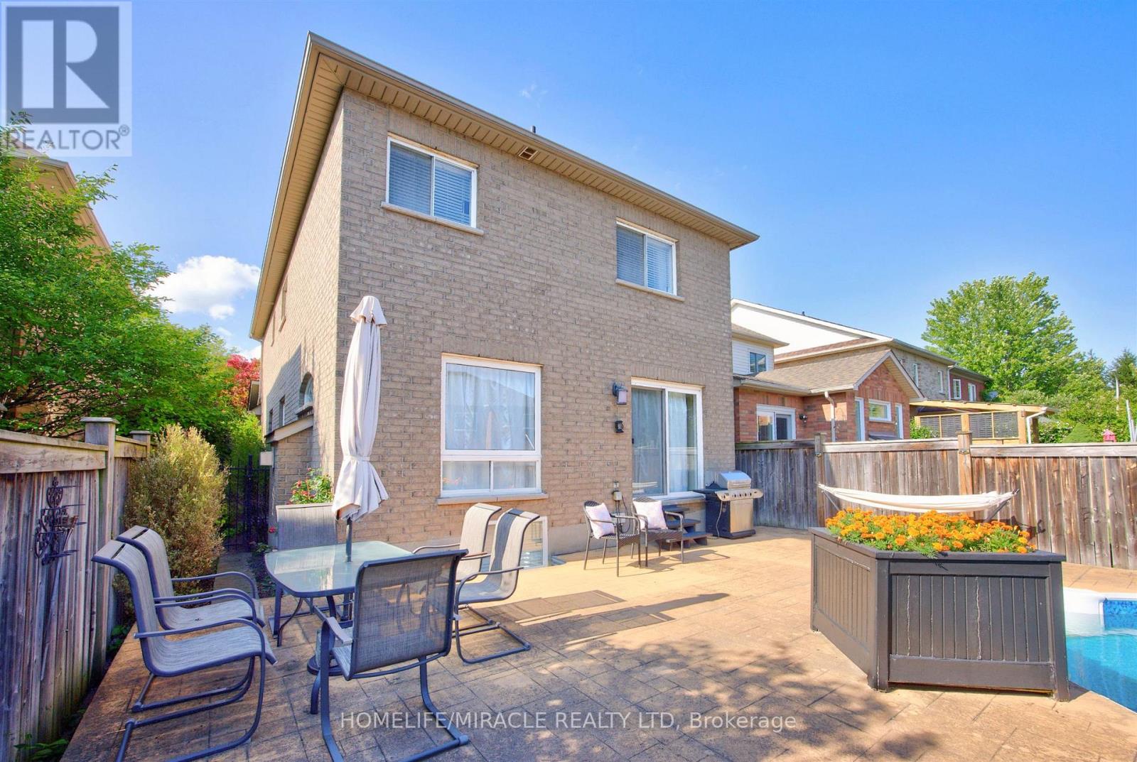93 SCEPTER PLACE - 46