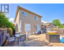 93 Scepter Place, Whitby, ON L1R3A8 Photo 46