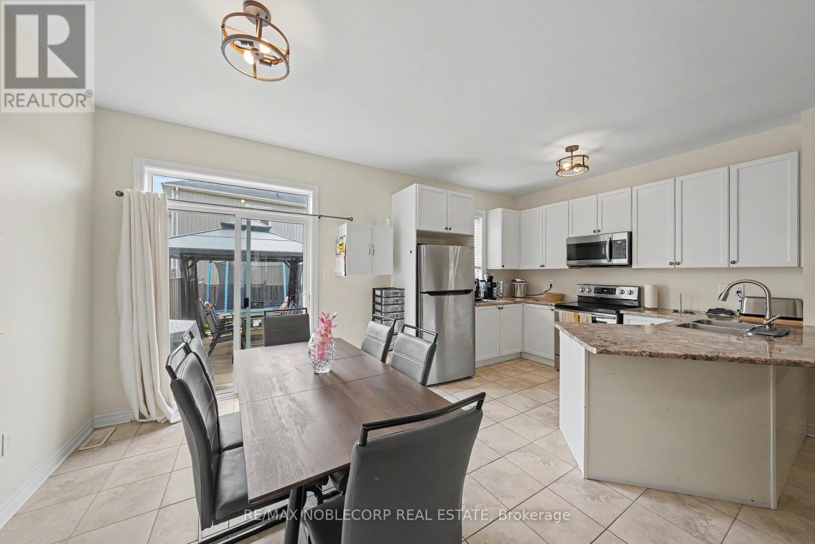 71 BLANCHARD CRESCENT - Image 18