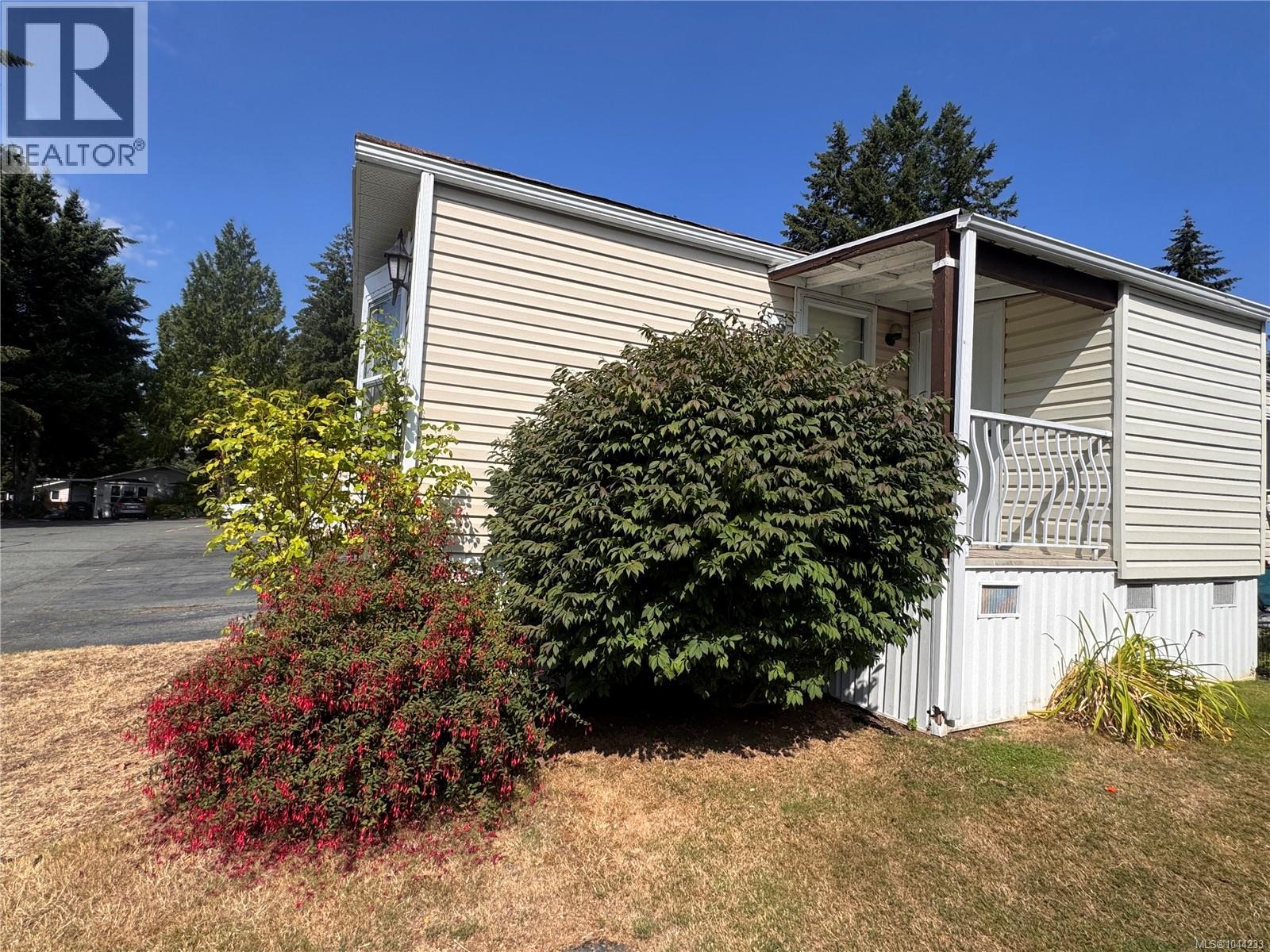 #30 5854 Turner Rd - 3