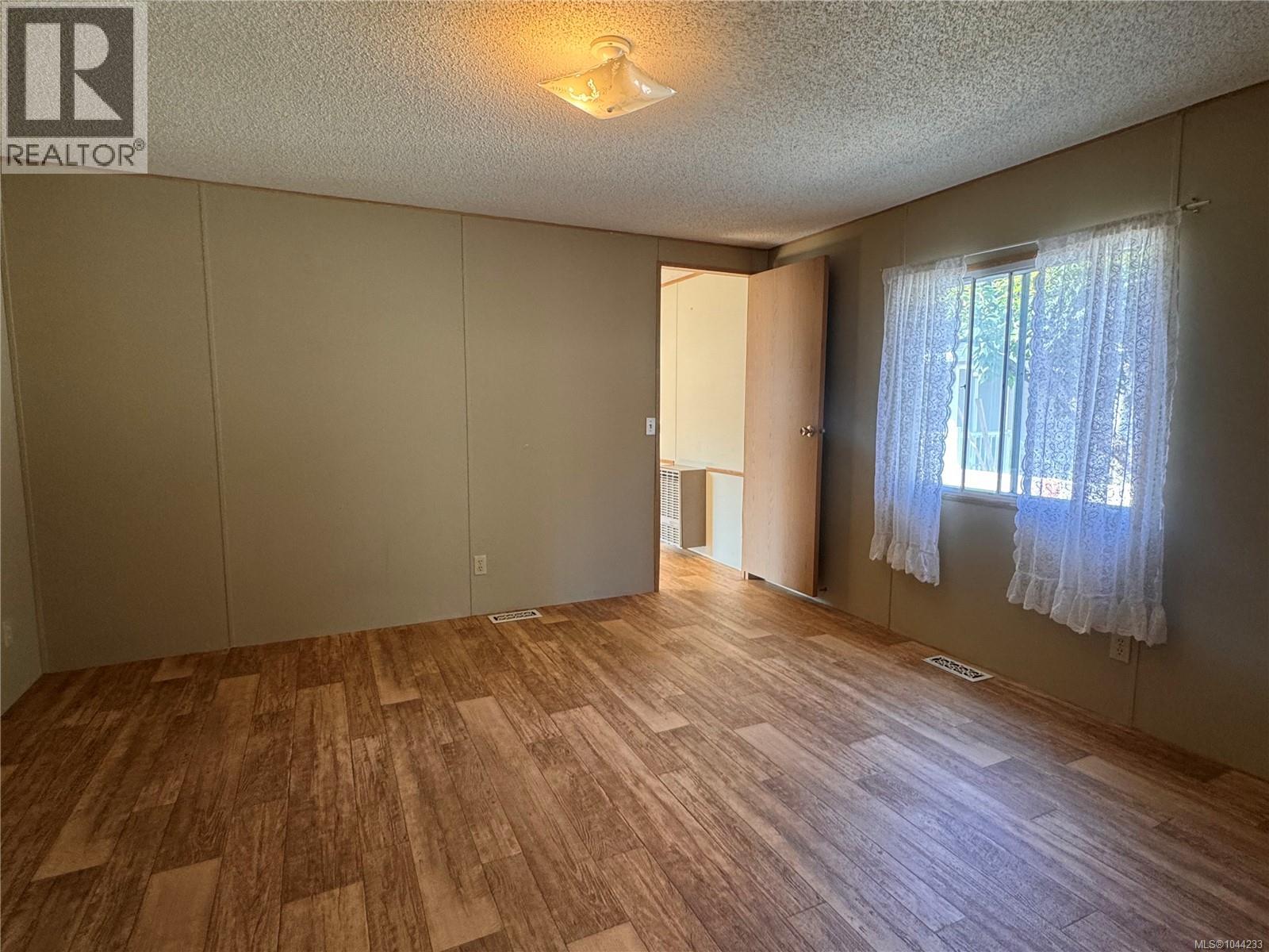 #30 5854 Turner Rd - 14